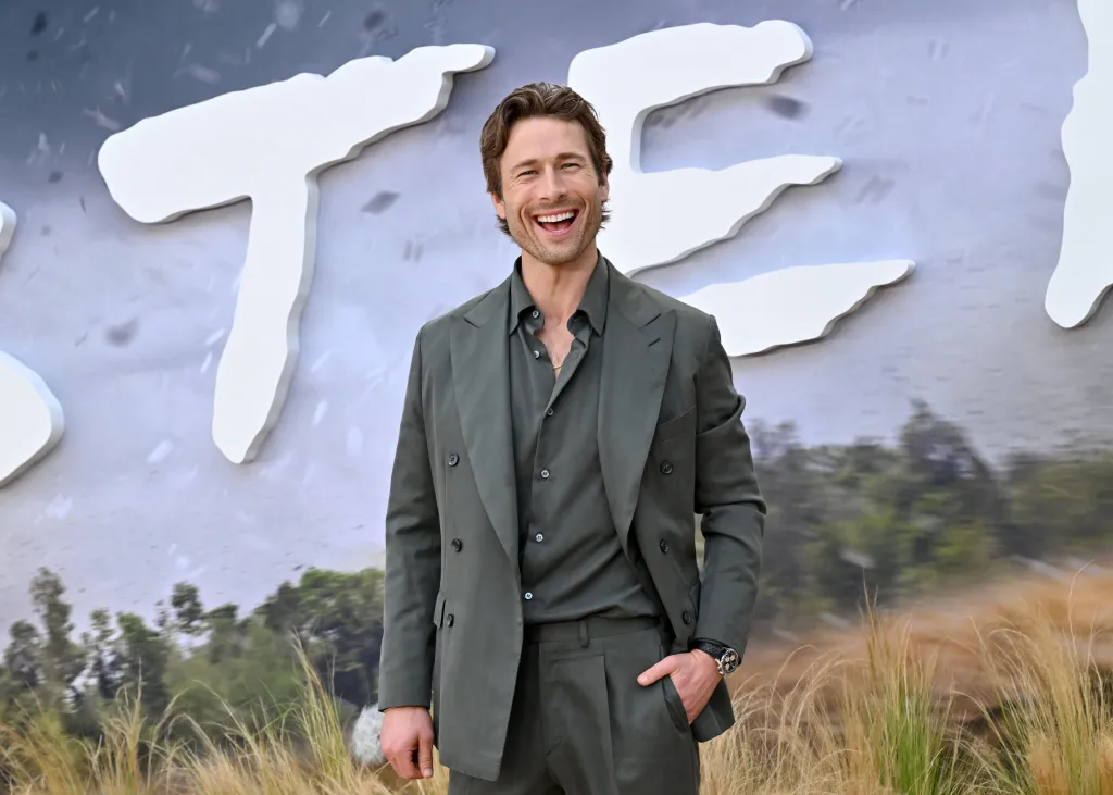 Struggles and Breakthrough in Hollywood: