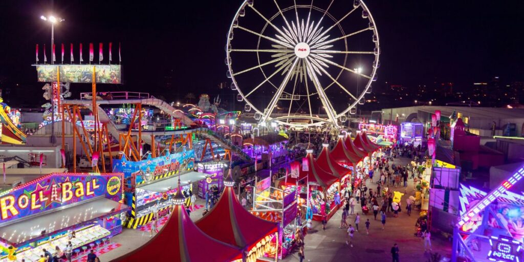 Roata Ferris for Events - The Ultimate Crowd-Puller